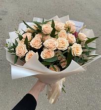 Букет Кремовые розы Латте в Тайцы